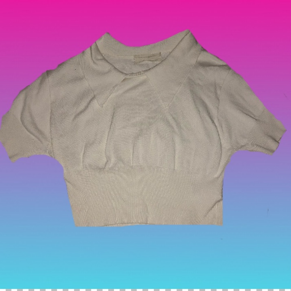 Cropped collard white shirt!